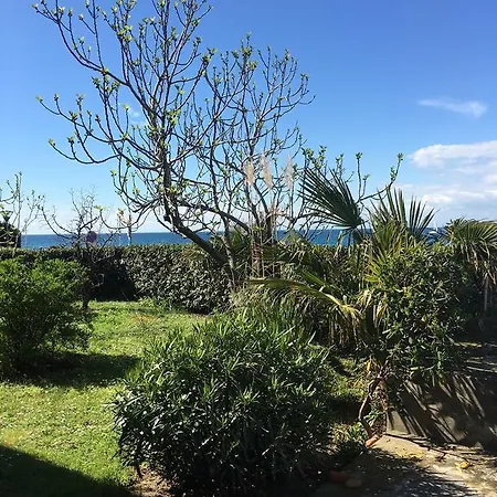 Sea Side