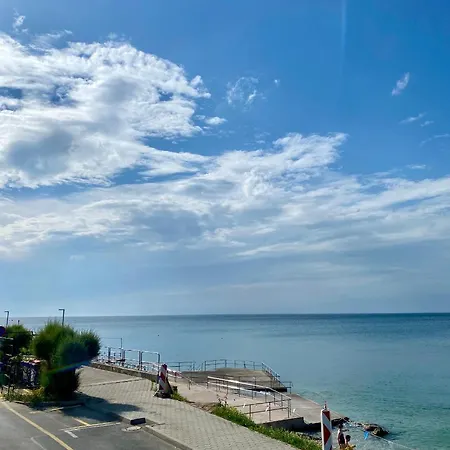 Sea Side Apartamento Izola